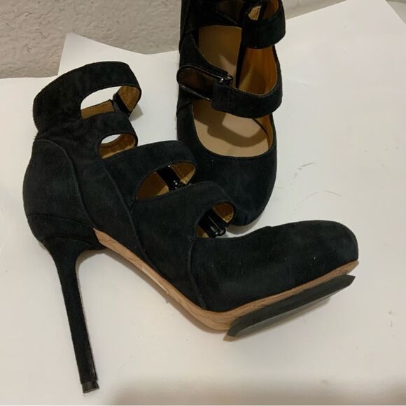 New L.A.M.B Heels Platform Strappy Buckles Suede Black Gwen Stefani New - Picture 4 of 15